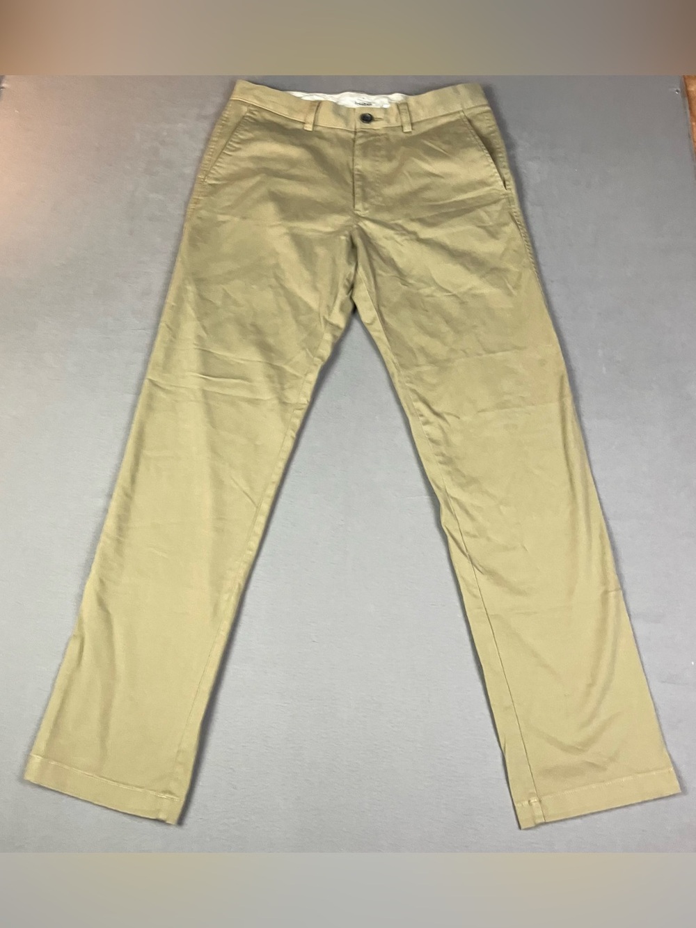 Haggar Men’s H26 Chino Khaki Pants Size 32x34 Zip Fly